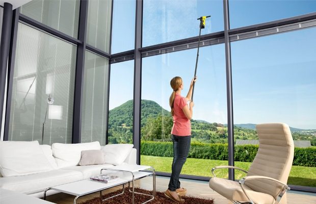 nettoyeur de vitre avec bras téléscopique